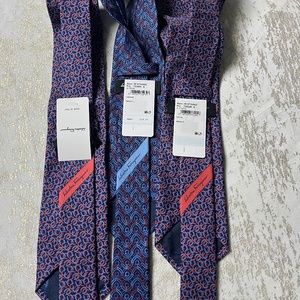 Salvator feragamo tie